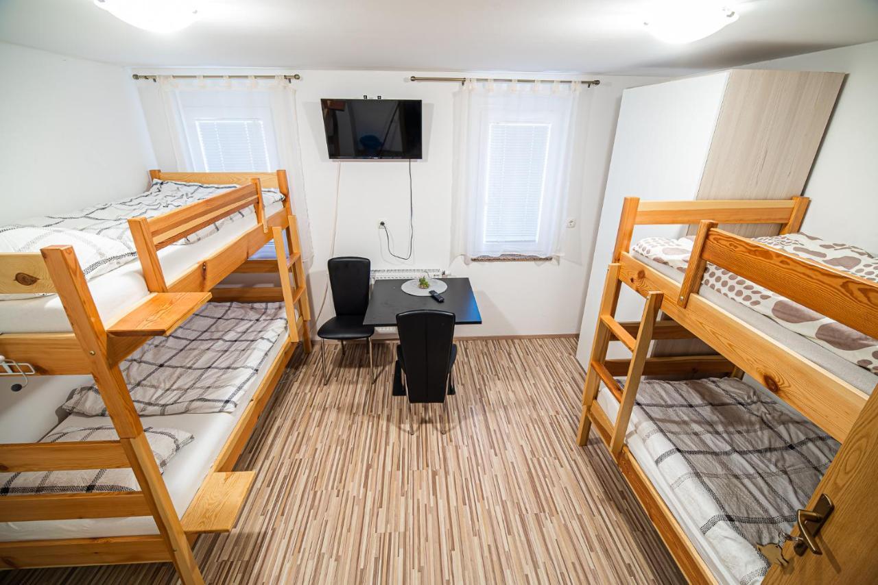 Rooms At Trimcek Sevnica Chambre photo